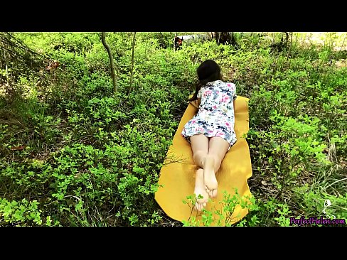 ❤️ ටින්ඩර් මත සිටින ආගන්තුකයෙක් මගේ පුකට ස්වයං වින්දනයේ යෙදෙන අතර වනාන්තරයේ දැඩි ආශාවකින් කෙලෙසයි ❤ Porno අපෙන්% si.playcrot69.top%